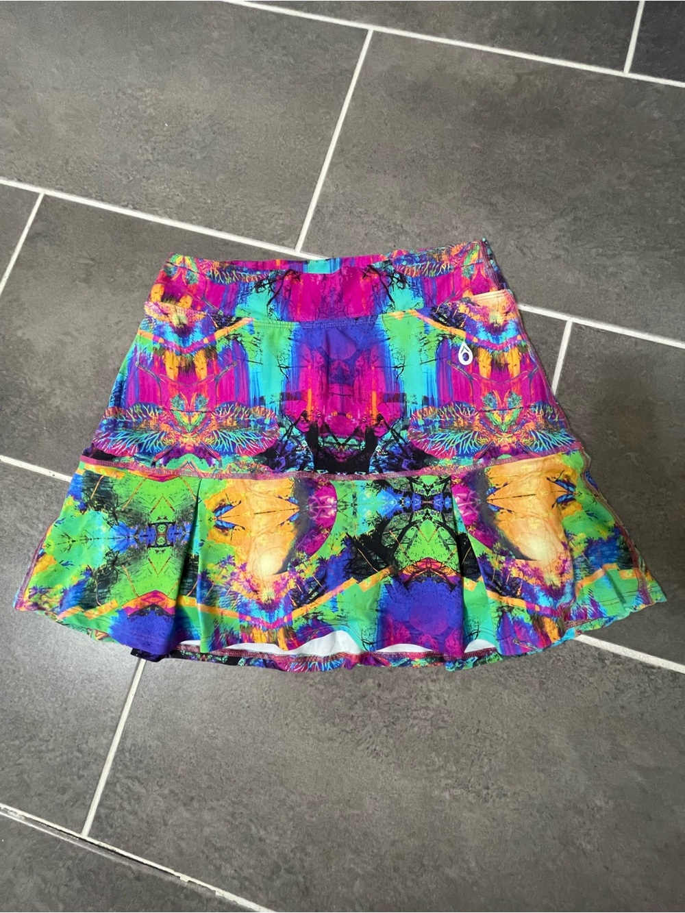 Dona Jo JoJo Skirt / Skort (Surreal) size 2(Large)